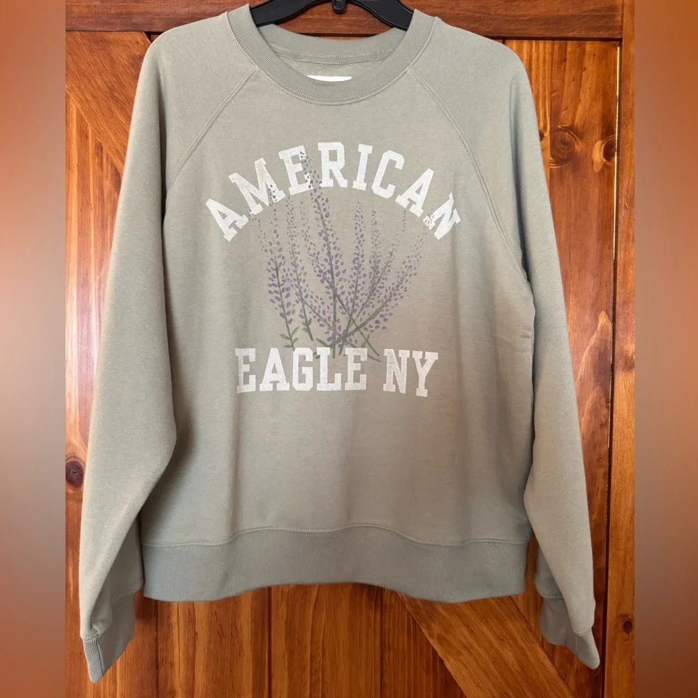 Women’s American Eagle Graphic Sweatshirt - Picture 4 of 5